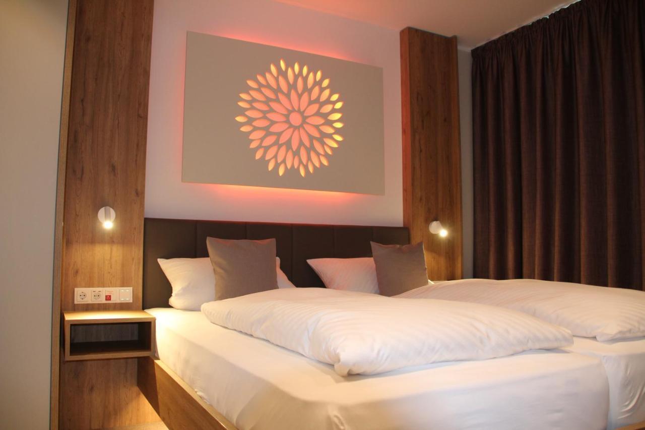 Landhotel Hermannshoehe เลคเดิน ภายนอก รูปภาพ